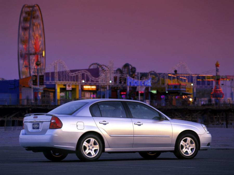  Chevrolet Malibu 2004 года  (фото 9 из 72)